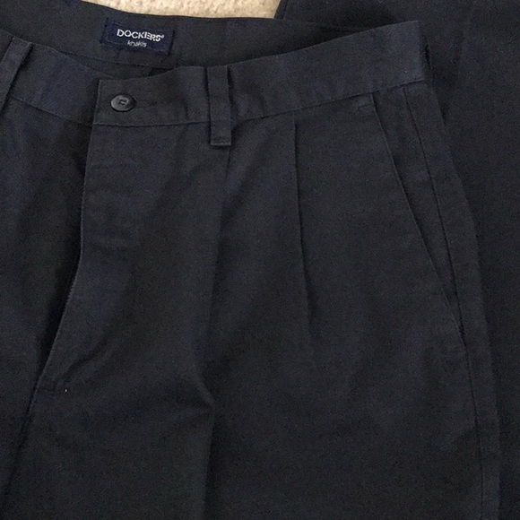 Docker men’s slacks, size 33 x 30 - Picture 3 of 4